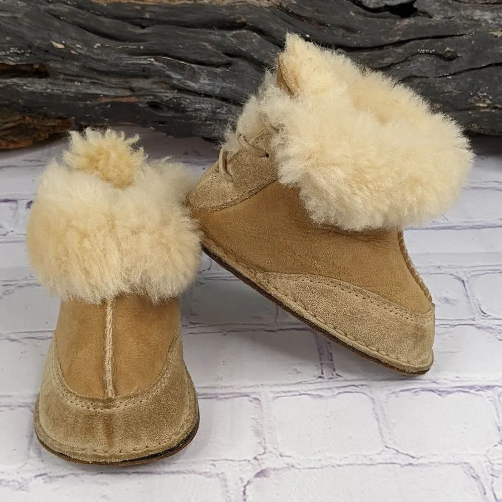 Ugg Infants Boo Crib Fur Boots - Style 5206 - Size Small
